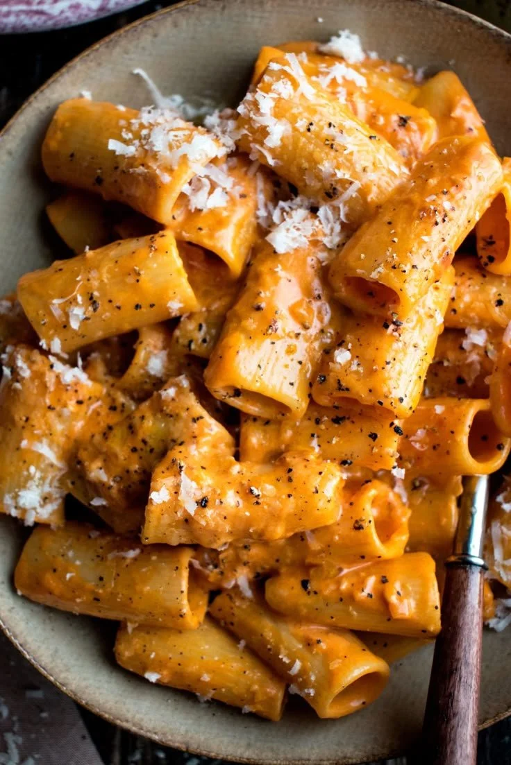 Delicious rigatoni pasta with creamy brandy tomato sauce.